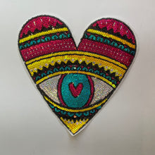  Heart-shaped sequence applique